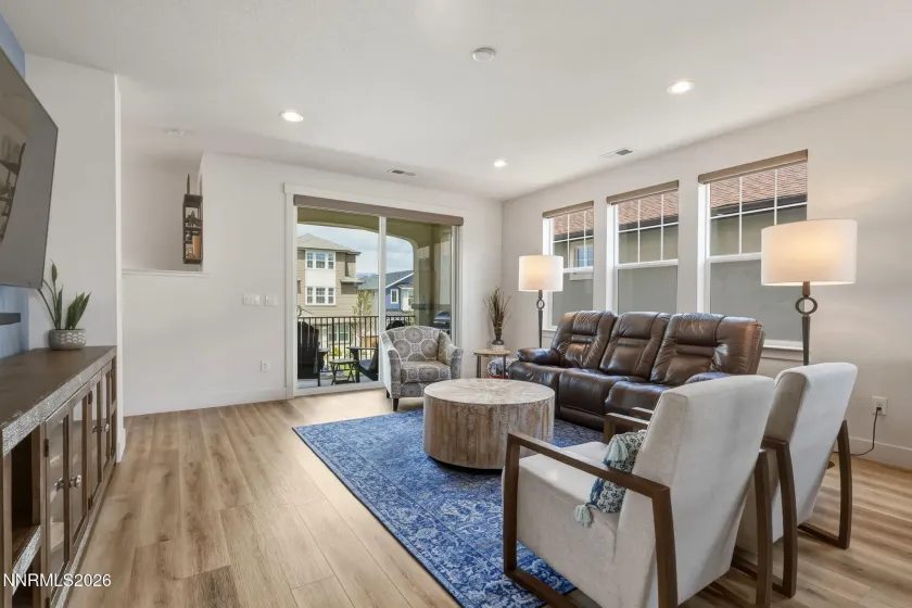 1369 Grove, Carson City, Nevada 89701, 3 Bedrooms Bedrooms, ,3 BathroomsBathrooms,Residential,Residential,Grove,260005247