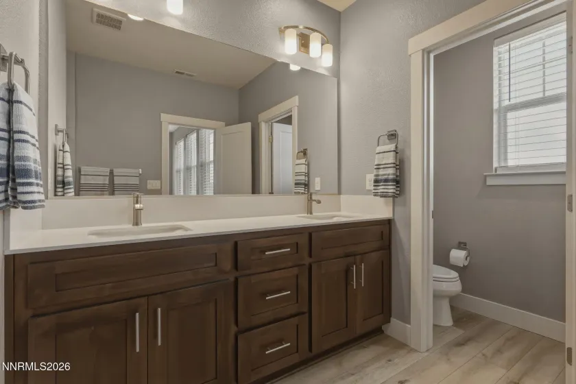 1369 Grove, Carson City, Nevada 89701, 3 Bedrooms Bedrooms, ,3 BathroomsBathrooms,Residential,Residential,Grove,260005247