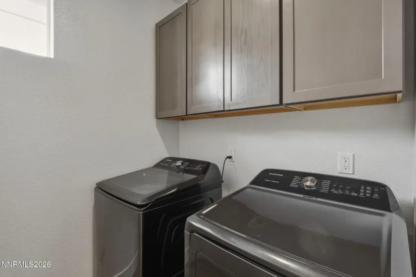 1369 Grove, Carson City, Nevada 89701, 3 Bedrooms Bedrooms, ,3 BathroomsBathrooms,Residential,Residential,Grove,260005247