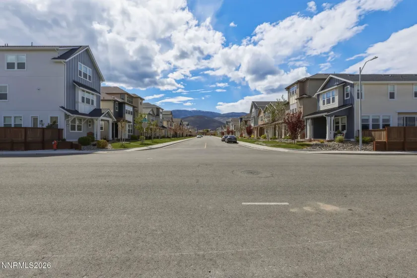 1369 Grove, Carson City, Nevada 89701, 3 Bedrooms Bedrooms, ,3 BathroomsBathrooms,Residential,Residential,Grove,260005247