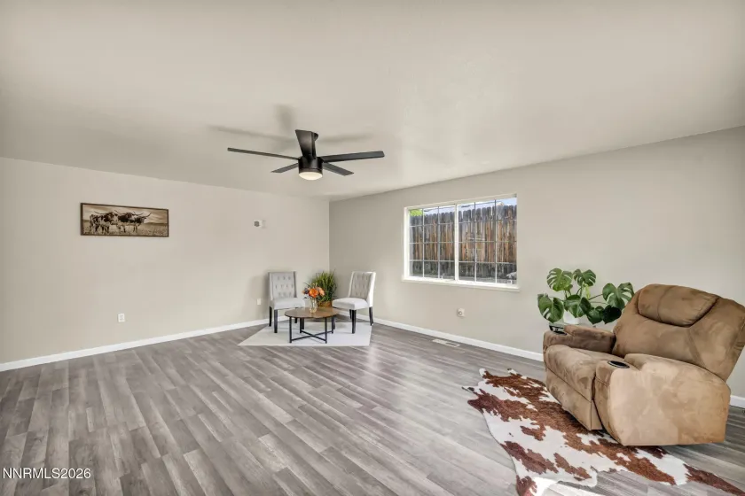 1381 Spooner, Carson City, Nevada 89706, 3 Bedrooms Bedrooms, ,2 BathroomsBathrooms,Residential,Residential,Spooner,260005248