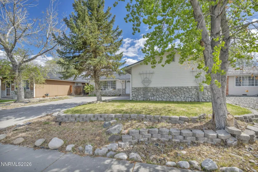 1381 Spooner, Carson City, Nevada 89706, 3 Bedrooms Bedrooms, ,2 BathroomsBathrooms,Residential,Residential,Spooner,260005248