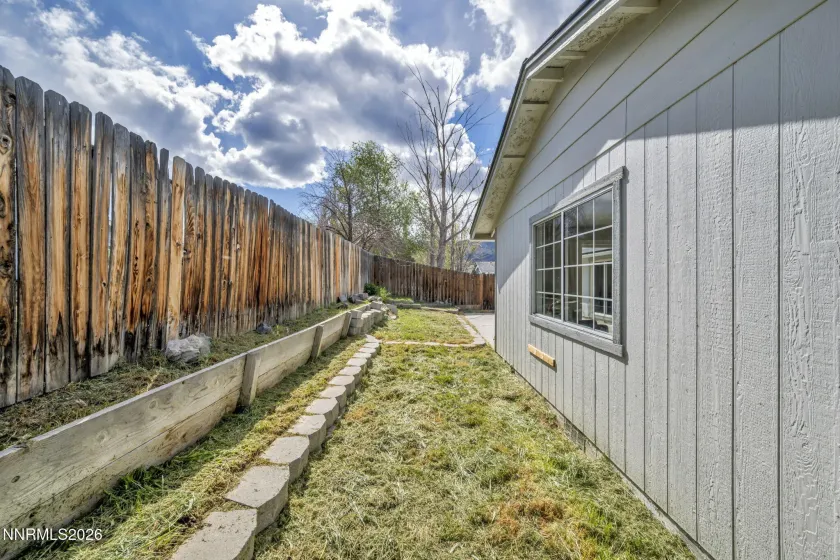 1381 Spooner, Carson City, Nevada 89706, 3 Bedrooms Bedrooms, ,2 BathroomsBathrooms,Residential,Residential,Spooner,260005248