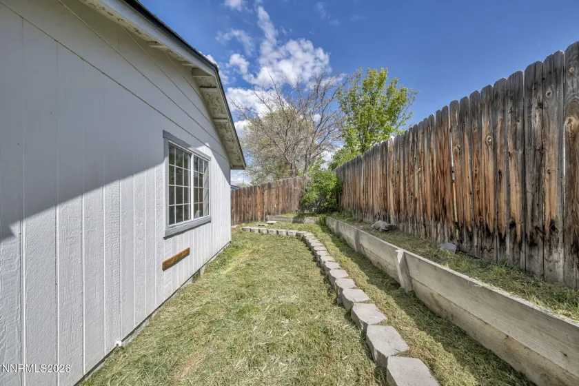 1381 Spooner, Carson City, Nevada 89706, 3 Bedrooms Bedrooms, ,2 BathroomsBathrooms,Residential,Residential,Spooner,260005248