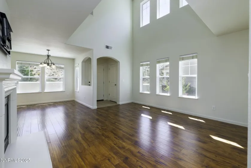 7680 Stone Bluff, Reno, Nevada 89523, 4 Bedrooms Bedrooms, ,3 BathroomsBathrooms,Residential,Residential,Stone Bluff,260005250