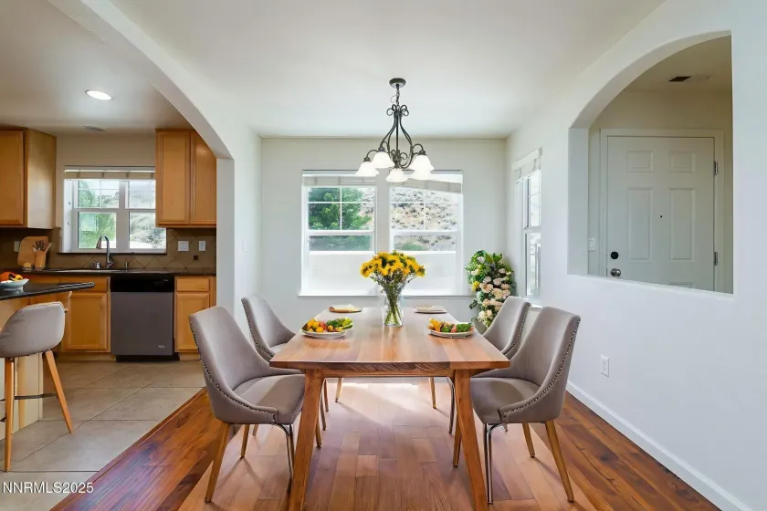 7680 Stone Bluff, Reno, Nevada 89523, 4 Bedrooms Bedrooms, ,3 BathroomsBathrooms,Residential,Residential,Stone Bluff,260005250