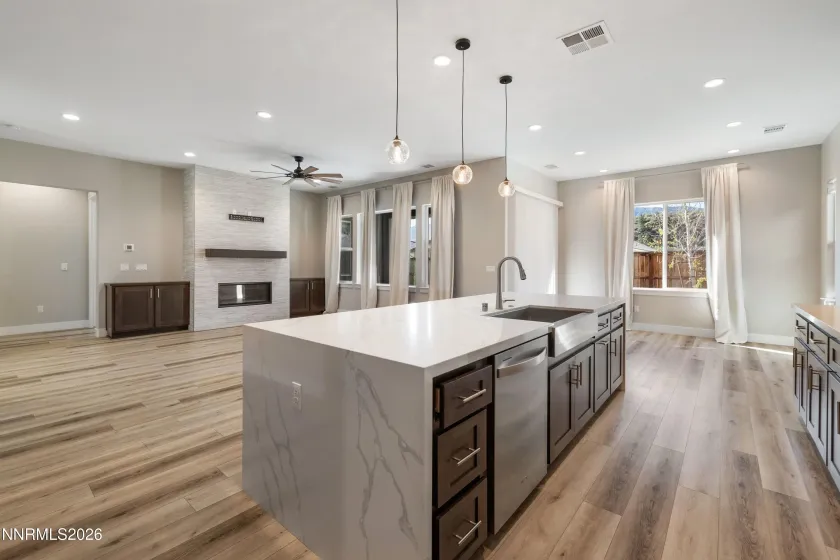 250 Commodore, Verdi, Nevada 89439, 4 Bedrooms Bedrooms, ,3 BathroomsBathrooms,Residential,Residential,Commodore,260005253