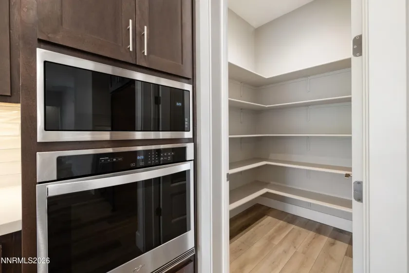 250 Commodore, Verdi, Nevada 89439, 4 Bedrooms Bedrooms, ,3 BathroomsBathrooms,Residential,Residential,Commodore,260005253