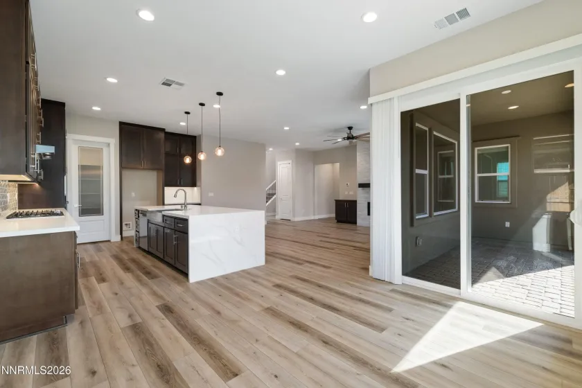 250 Commodore, Verdi, Nevada 89439, 4 Bedrooms Bedrooms, ,3 BathroomsBathrooms,Residential,Residential,Commodore,260005253