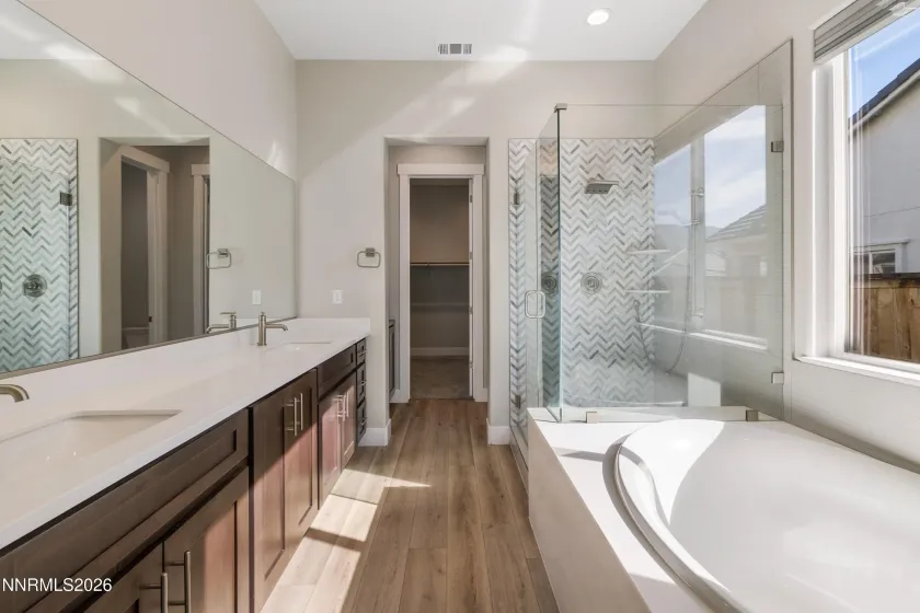 250 Commodore, Verdi, Nevada 89439, 4 Bedrooms Bedrooms, ,3 BathroomsBathrooms,Residential,Residential,Commodore,260005253