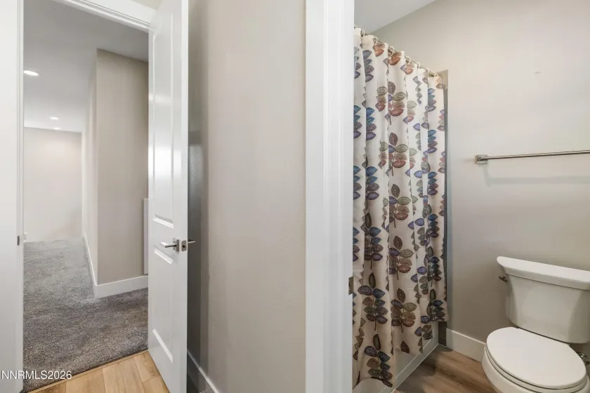 250 Commodore, Verdi, Nevada 89439, 4 Bedrooms Bedrooms, ,3 BathroomsBathrooms,Residential,Residential,Commodore,260005253