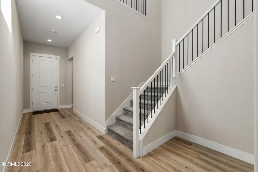 250 Commodore, Verdi, Nevada 89439, 4 Bedrooms Bedrooms, ,3 BathroomsBathrooms,Residential,Residential,Commodore,260005253