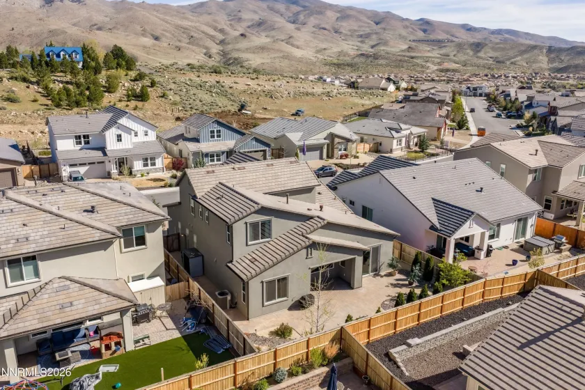 250 Commodore, Verdi, Nevada 89439, 4 Bedrooms Bedrooms, ,3 BathroomsBathrooms,Residential,Residential,Commodore,260005253