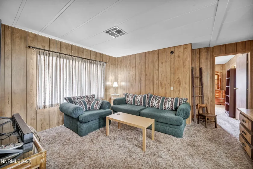 917 Loyola, Carson City, Nevada 89705, 3 Bedrooms Bedrooms, ,2 BathroomsBathrooms,Residential,Residential,Loyola,260005256