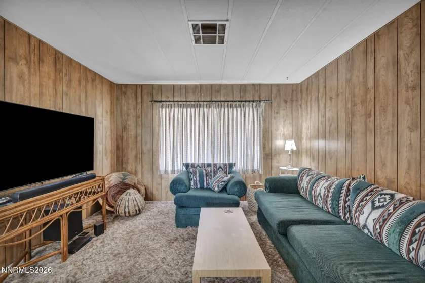 917 Loyola, Carson City, Nevada 89705, 3 Bedrooms Bedrooms, ,2 BathroomsBathrooms,Residential,Residential,Loyola,260005256