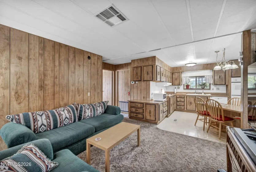 917 Loyola, Carson City, Nevada 89705, 3 Bedrooms Bedrooms, ,2 BathroomsBathrooms,Residential,Residential,Loyola,260005256