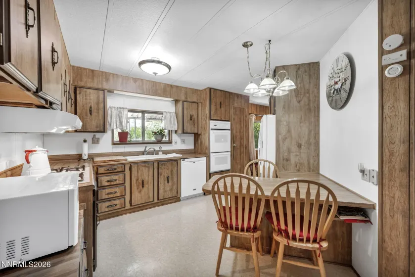 917 Loyola, Carson City, Nevada 89705, 3 Bedrooms Bedrooms, ,2 BathroomsBathrooms,Residential,Residential,Loyola,260005256