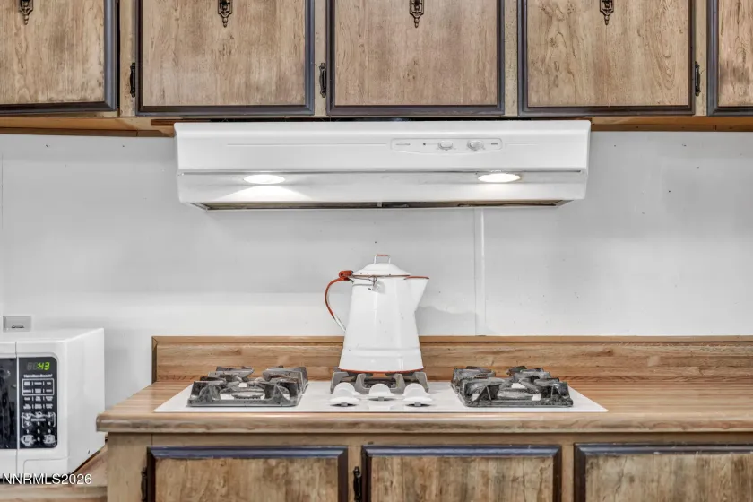 917 Loyola, Carson City, Nevada 89705, 3 Bedrooms Bedrooms, ,2 BathroomsBathrooms,Residential,Residential,Loyola,260005256