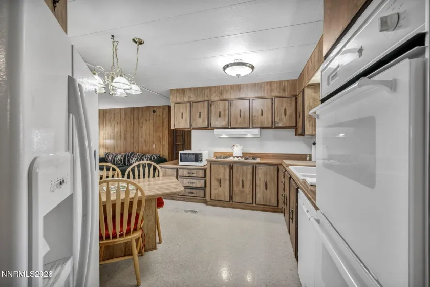 917 Loyola, Carson City, Nevada 89705, 3 Bedrooms Bedrooms, ,2 BathroomsBathrooms,Residential,Residential,Loyola,260005256