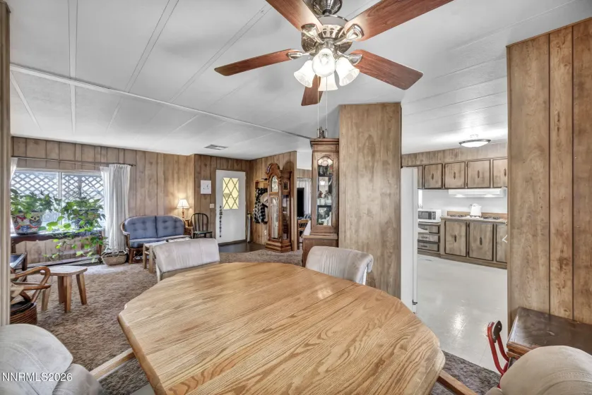 917 Loyola, Carson City, Nevada 89705, 3 Bedrooms Bedrooms, ,2 BathroomsBathrooms,Residential,Residential,Loyola,260005256