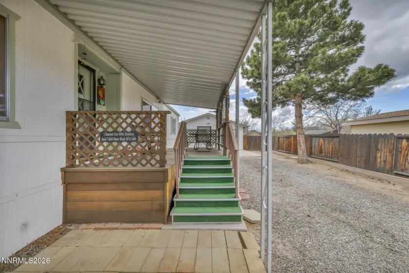 917 Loyola, Carson City, Nevada 89705, 3 Bedrooms Bedrooms, ,2 BathroomsBathrooms,Residential,Residential,Loyola,260005256