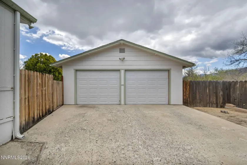 917 Loyola, Carson City, Nevada 89705, 3 Bedrooms Bedrooms, ,2 BathroomsBathrooms,Residential,Residential,Loyola,260005256