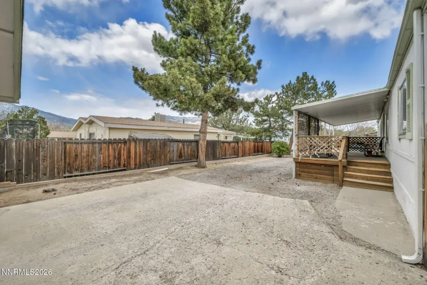 917 Loyola, Carson City, Nevada 89705, 3 Bedrooms Bedrooms, ,2 BathroomsBathrooms,Residential,Residential,Loyola,260005256