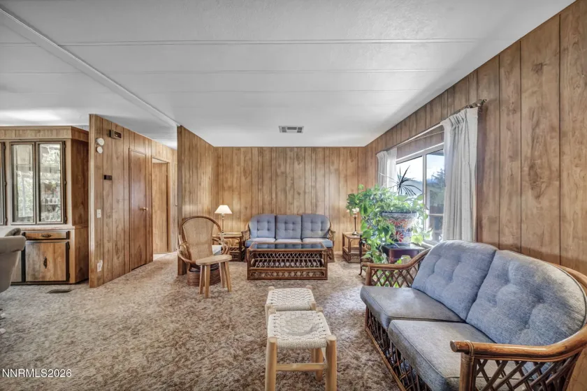 917 Loyola, Carson City, Nevada 89705, 3 Bedrooms Bedrooms, ,2 BathroomsBathrooms,Residential,Residential,Loyola,260005256