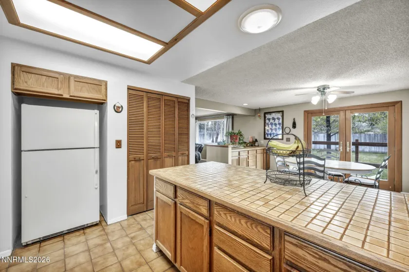 4155 Eastlake, Washoe Valley, Nevada 89704, 4 Bedrooms Bedrooms, ,2 BathroomsBathrooms,Residential,Residential,Eastlake,260005258