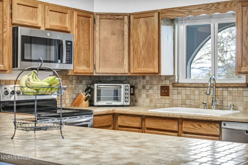 4155 Eastlake, Washoe Valley, Nevada 89704, 4 Bedrooms Bedrooms, ,2 BathroomsBathrooms,Residential,Residential,Eastlake,260005258