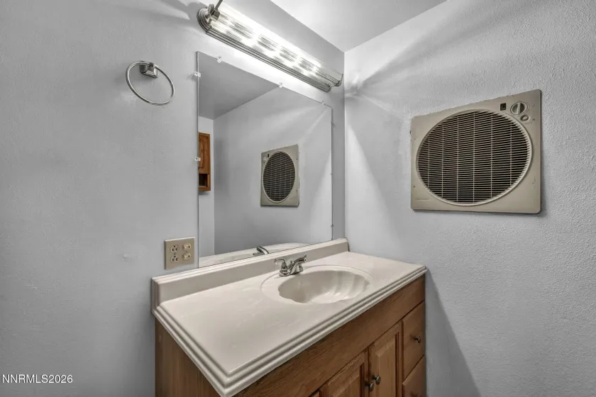 4155 Eastlake, Washoe Valley, Nevada 89704, 4 Bedrooms Bedrooms, ,2 BathroomsBathrooms,Residential,Residential,Eastlake,260005258