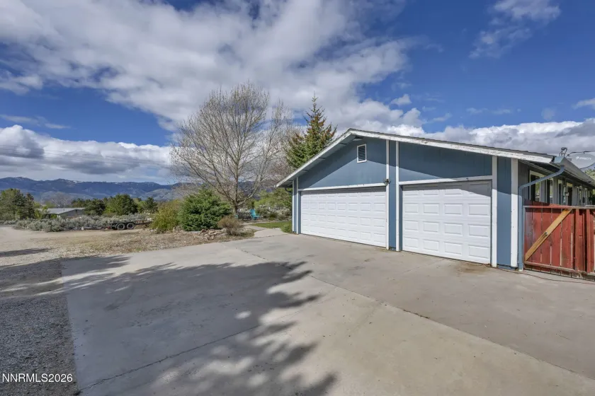 4155 Eastlake, Washoe Valley, Nevada 89704, 4 Bedrooms Bedrooms, ,2 BathroomsBathrooms,Residential,Residential,Eastlake,260005258
