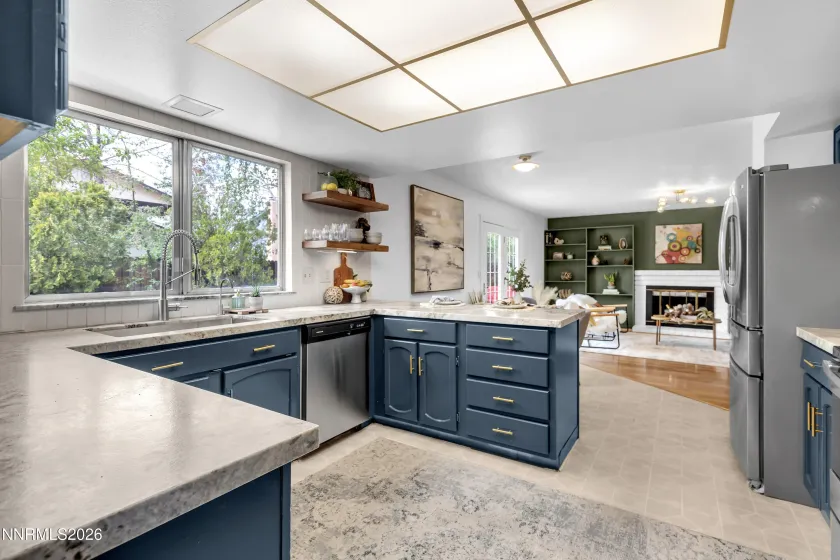 Leathered Quartzite Counters