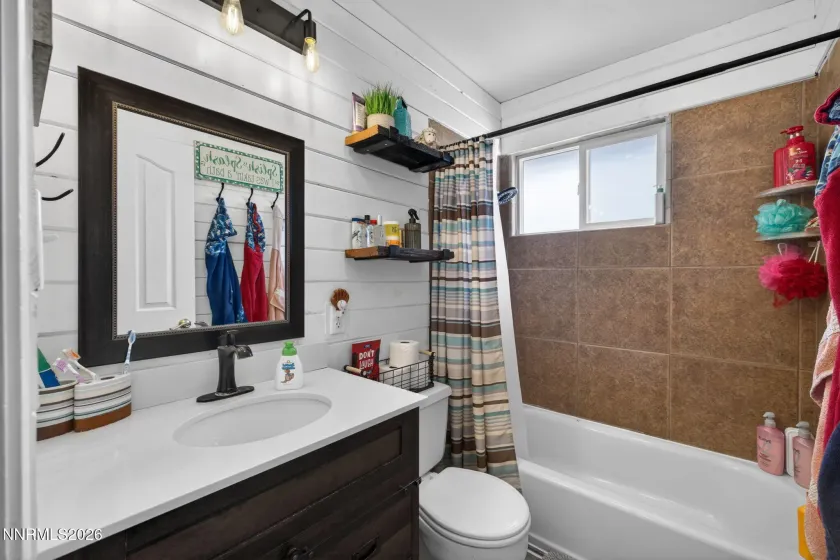 1540 Riverview, Gardnerville, Nevada 89460, 3 Bedrooms Bedrooms, ,2 BathroomsBathrooms,Residential,Residential,Riverview,260005262