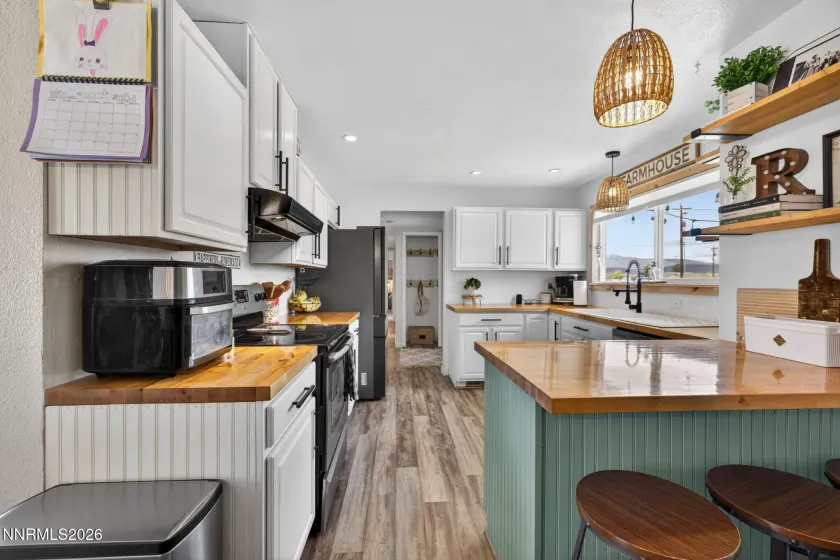 1540 Riverview, Gardnerville, Nevada 89460, 3 Bedrooms Bedrooms, ,2 BathroomsBathrooms,Residential,Residential,Riverview,260005262