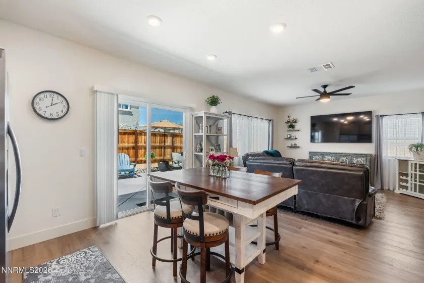 7999 Majorite, Sparks, Nevada 89436, 3 Bedrooms Bedrooms, ,3 BathroomsBathrooms,Residential,Residential,Majorite,260005263