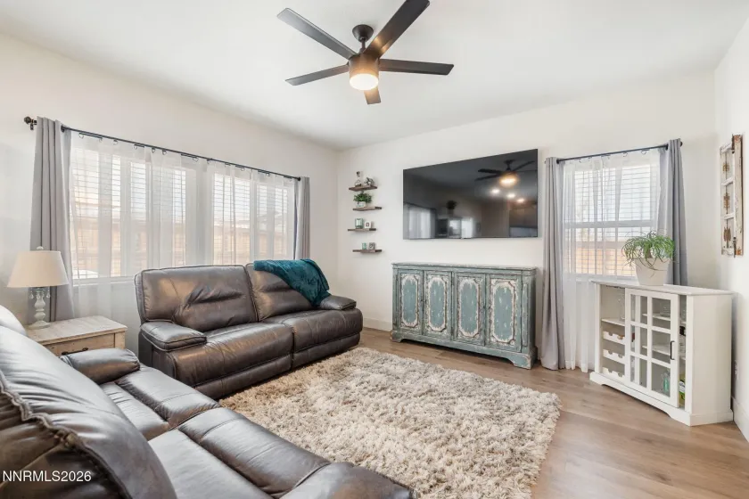 7999 Majorite, Sparks, Nevada 89436, 3 Bedrooms Bedrooms, ,3 BathroomsBathrooms,Residential,Residential,Majorite,260005263