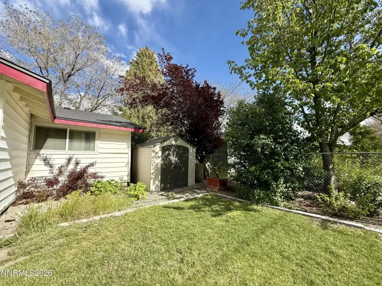 105 Oregon, Yerington, Nevada 89447, 3 Bedrooms Bedrooms, ,2 BathroomsBathrooms,Residential,Residential,Oregon,260005265