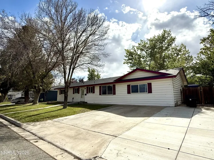 105 Oregon, Yerington, Nevada 89447, 3 Bedrooms Bedrooms, ,2 BathroomsBathrooms,Residential,Residential,Oregon,260005265