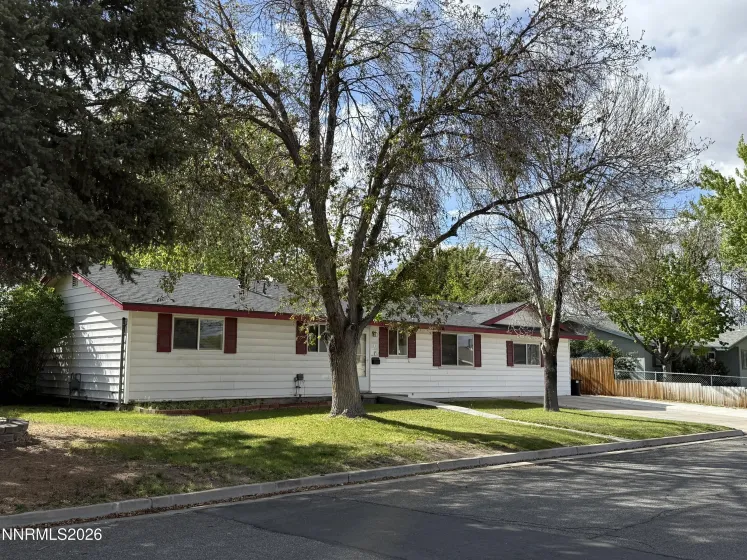 105 Oregon, Yerington, Nevada 89447, 3 Bedrooms Bedrooms, ,2 BathroomsBathrooms,Residential,Residential,Oregon,260005265