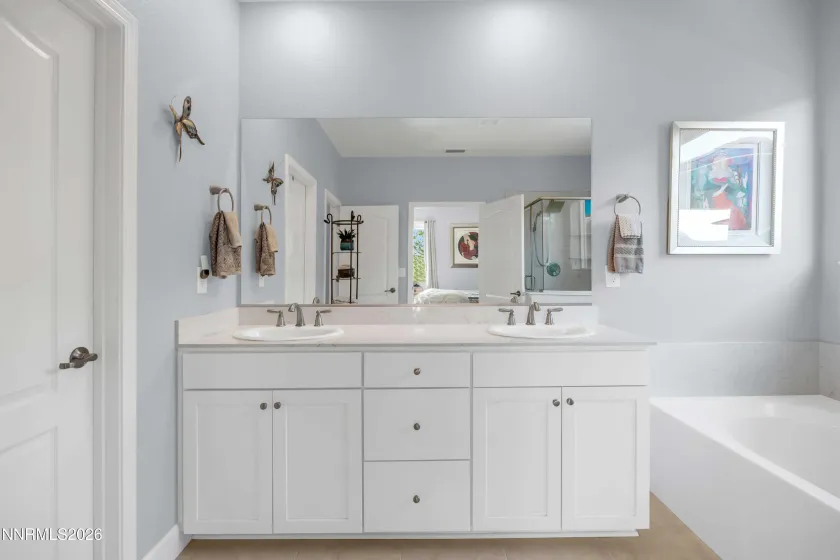 6224 Red Stable, Sparks, Nevada 89436, 4 Bedrooms Bedrooms, ,3 BathroomsBathrooms,Residential,Residential,Red Stable,260005264