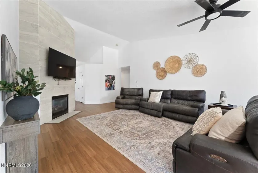 2400 Pileus, Spanish Springs, Nevada 89441, 5 Bedrooms Bedrooms, ,3 BathroomsBathrooms,Residential,Residential,Pileus,260005266