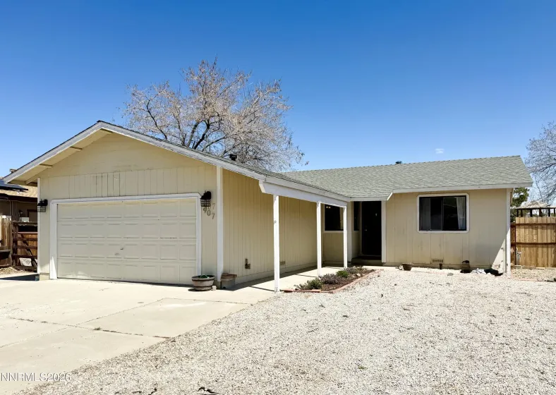 907 Amador, Carson City, Nevada 89705, 3 Bedrooms Bedrooms, ,2 BathroomsBathrooms,Residential,Residential,Amador,260005267