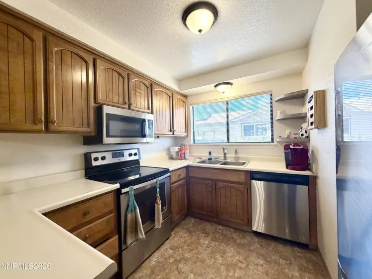 907 Amador, Carson City, Nevada 89705, 3 Bedrooms Bedrooms, ,2 BathroomsBathrooms,Residential,Residential,Amador,260005267