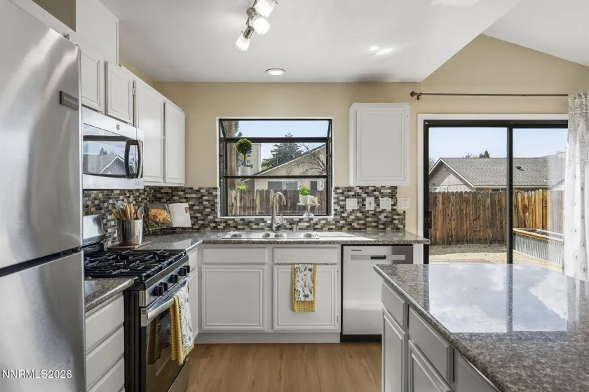 1099 Mc Gee, Reno, Nevada 89523, 3 Bedrooms Bedrooms, ,2 BathroomsBathrooms,Residential,Residential,Mc Gee,260005268