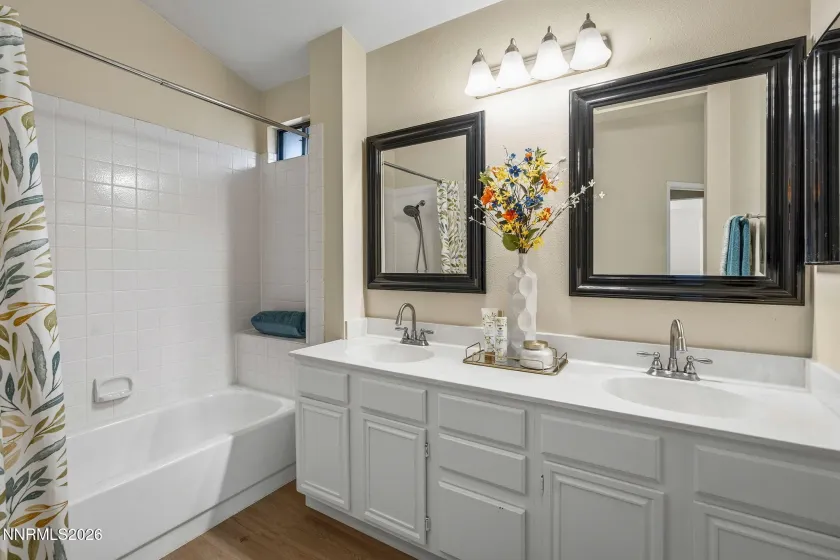 1099 Mc Gee, Reno, Nevada 89523, 3 Bedrooms Bedrooms, ,2 BathroomsBathrooms,Residential,Residential,Mc Gee,260005268