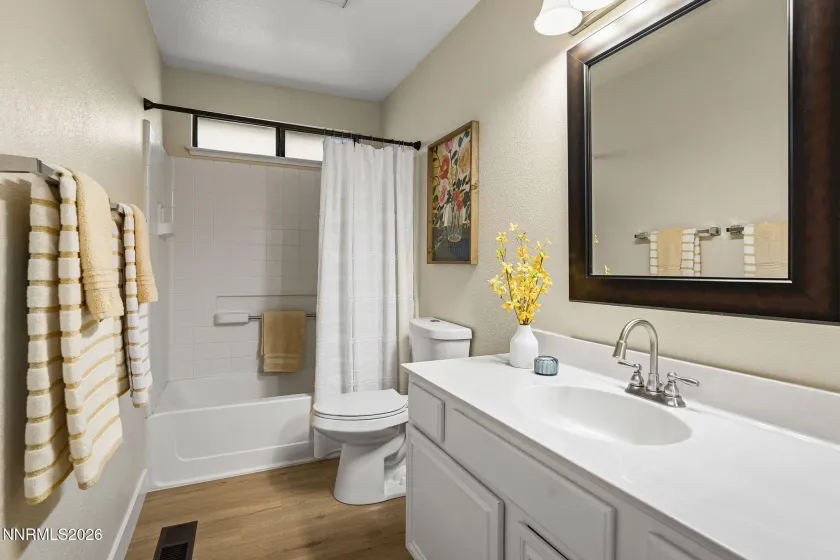 1099 Mc Gee, Reno, Nevada 89523, 3 Bedrooms Bedrooms, ,2 BathroomsBathrooms,Residential,Residential,Mc Gee,260005268