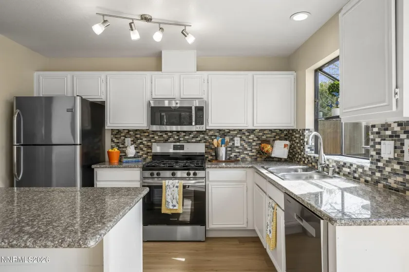 1099 Mc Gee, Reno, Nevada 89523, 3 Bedrooms Bedrooms, ,2 BathroomsBathrooms,Residential,Residential,Mc Gee,260005268