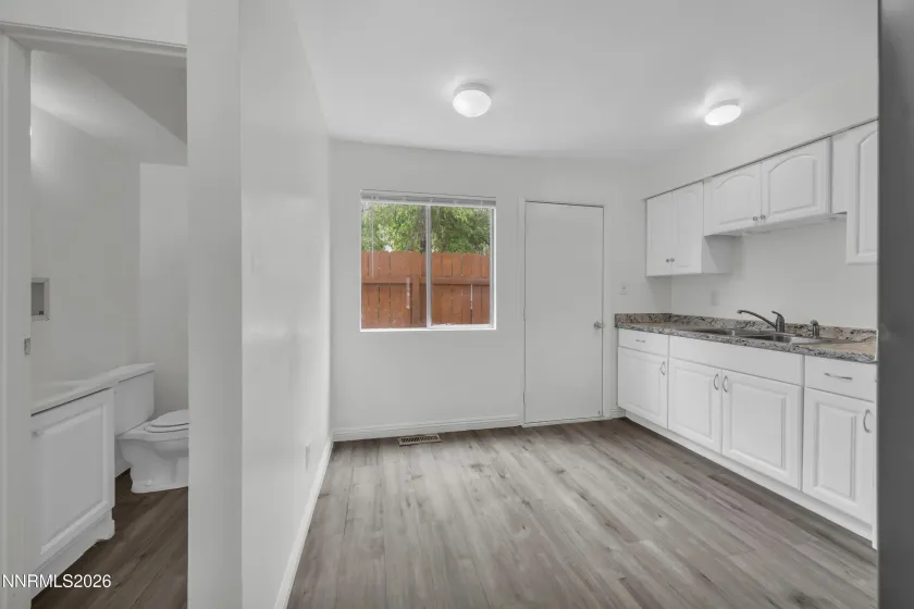 1414 9th, Reno, Nevada 89512, 2 Bedrooms Bedrooms, ,3 BathroomsBathrooms,Residential,Residential,9th,260005272