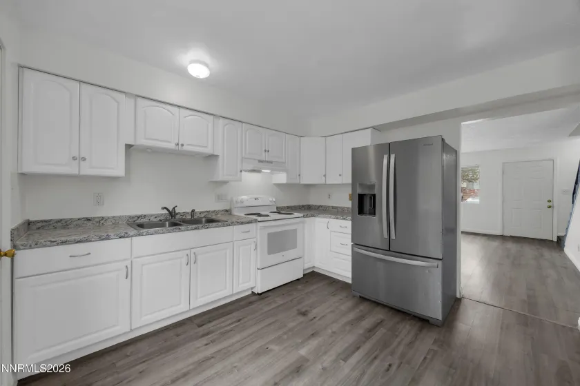 1414 9th, Reno, Nevada 89512, 2 Bedrooms Bedrooms, ,3 BathroomsBathrooms,Residential,Residential,9th,260005272